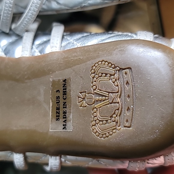 Juicy Couture Y2K Quilted Mary Jane Ballet Flats - Picture 12 of 16